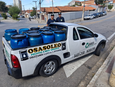 Coleta de óleo vegetal de cozinha usado em São José dos Campos, coleta de óleo de cozinha usado de restaurante, coleto de óleo vegetal usado em pastelaria, coleta de óleo usado em cozinha industrial.