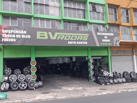 BV Pneus comércio de pneus usados meia vida e remold no Jardim  Satélite Bosque dos Eucaliptos Parque Industrial em São José dos Campos