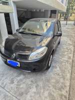 RENAULT SANDERO SANDERO Authentique Hi-Flex 1.0 16V 5p 2011/2011 