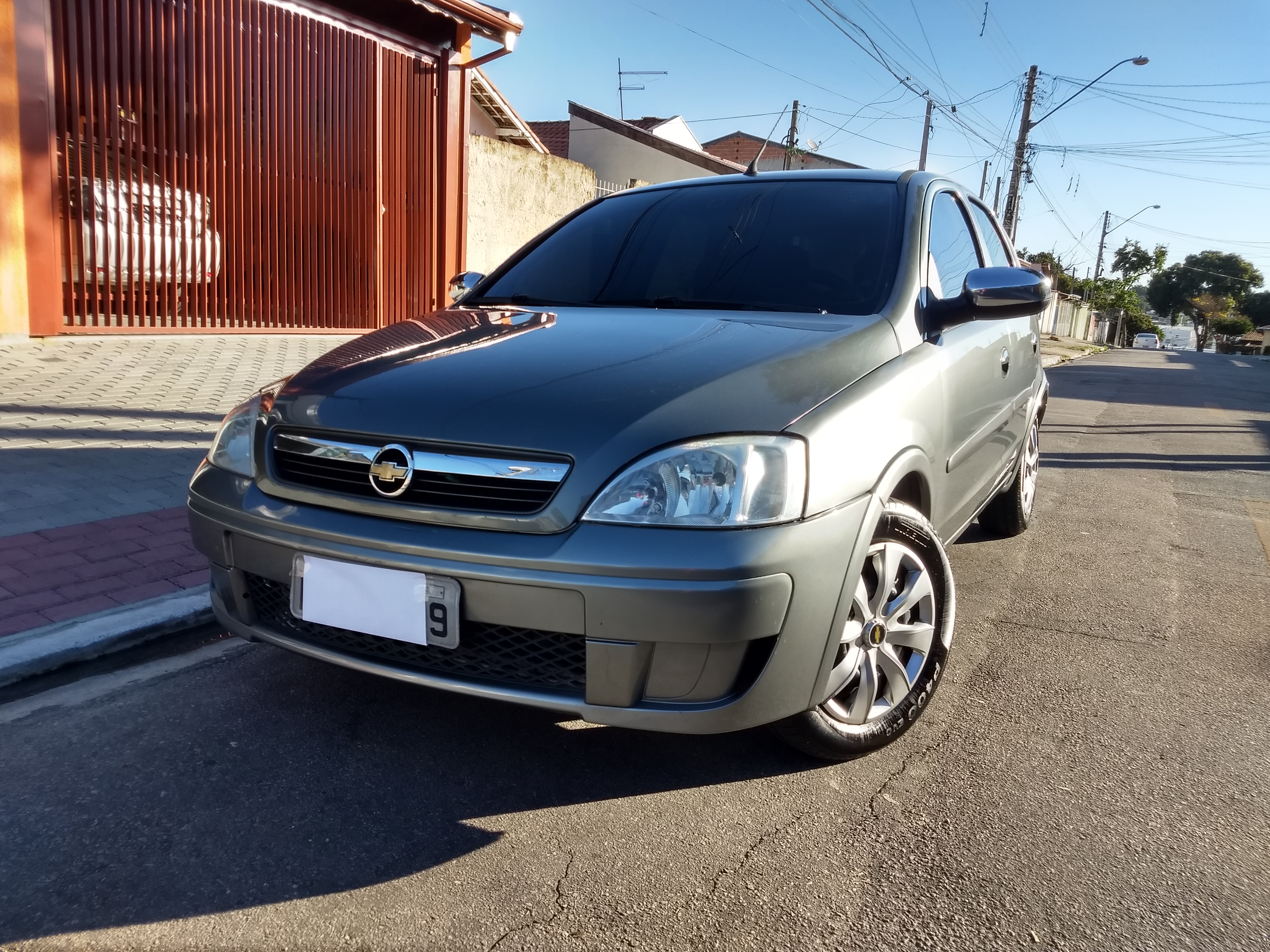 Comprar Hatch Chevrolet Corsa Hatch 1.4 4P Maxx Flex Verde 2011 em São José  dos Campos-SP